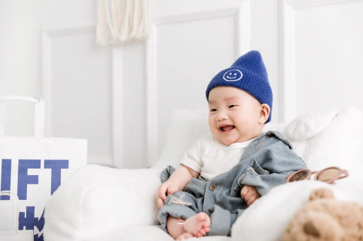 改则宝宝躺着吃奶有影响吗